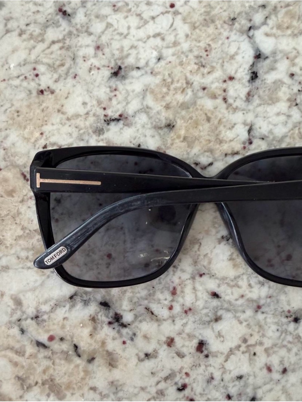 ๐ฅTOM FORD SUNGLASSES - Picture 4 of 7